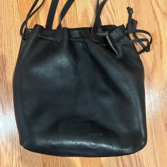 MADEWELL | Black Leather Drawstring Tote - Picture 6 of 7